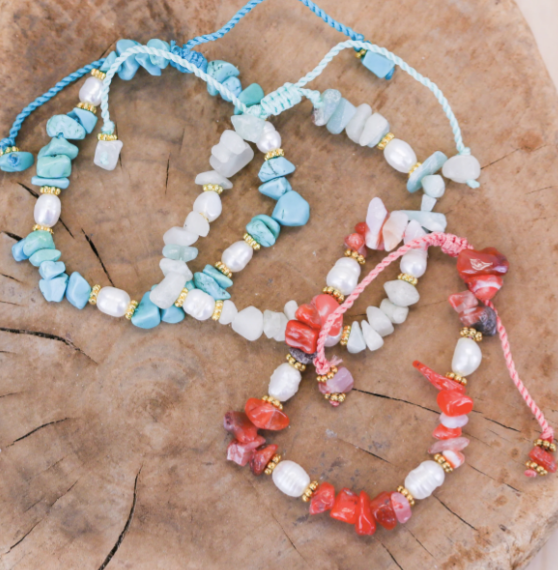 On The Rocks Pearl Pull Bracelet